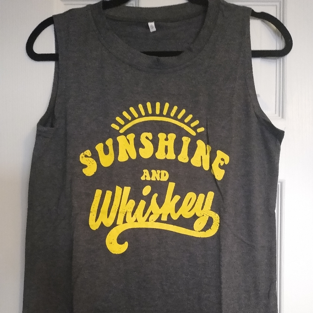 Gray graphic tank top